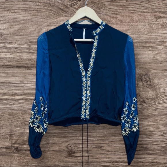 Free People Embellished Top - Size Large - Picture 3 of 8